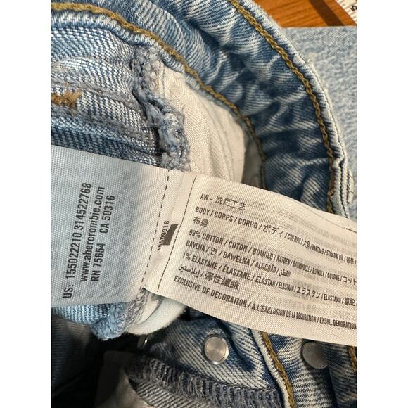Abercrombie & Fitch The Dad High Rise Jeans Curve Love Light Wash Blue, 25 Long - Picture 8 of 9
